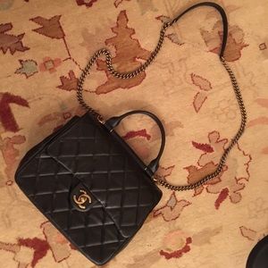 COPY - Chanel Flap bag with gold bar.